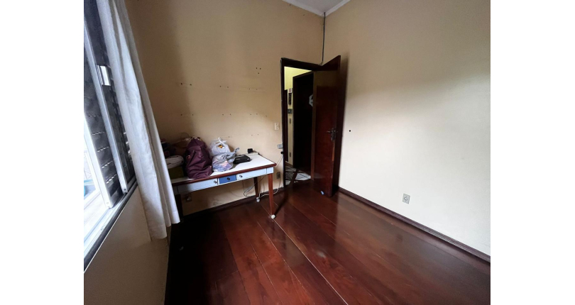 Casa à venda Rua Abel Lucas, Jardim Santa Fé (Zona Oeste) - Imóveis à Venda