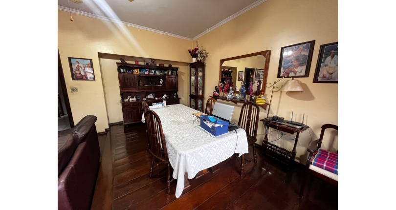 Casa à venda Rua Abel Lucas, Jardim Santa Fé (Zona Oeste) - Imóveis à Venda