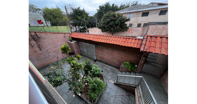 Casa à venda Rua Abel Lucas, Jardim Santa Fé (Zona Oeste) - Imóveis à Venda