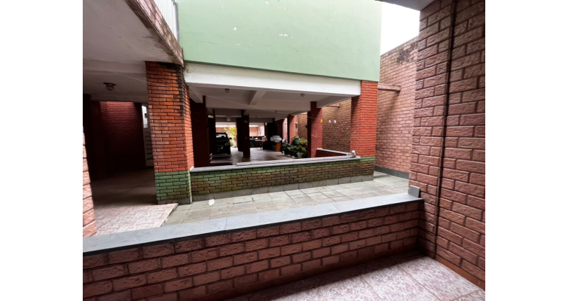 Casa à venda Rua Abel Lucas, Jardim Santa Fé (Zona Oeste) - Imóveis à Venda