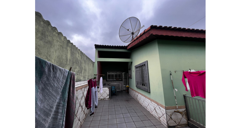 Casa à venda Rua Abel Lucas, Jardim Santa Fé (Zona Oeste) - Imóveis à Venda