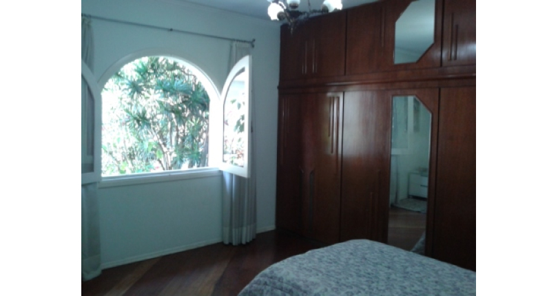 Sobrado à venda Rua Icádio, City América - Imóveis à Venda