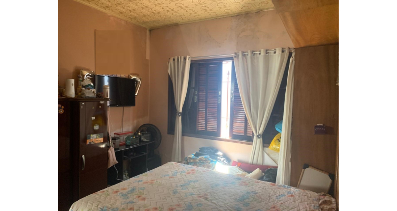 Casa à venda Rua Eusébio da Silva, Parque Maria Domitila - Imóveis à Venda