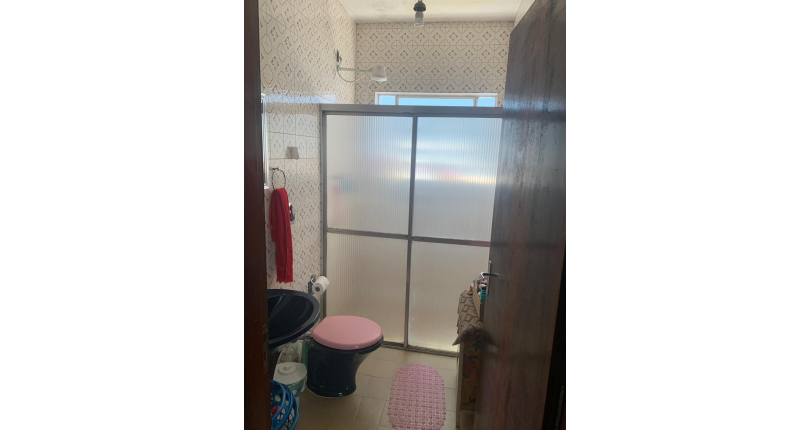 Casa à venda Rua Eusébio da Silva, Parque Maria Domitila - Imóveis à Venda