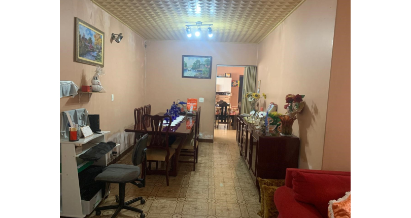 Casa à venda Rua Eusébio da Silva, Parque Maria Domitila - Imóveis à Venda