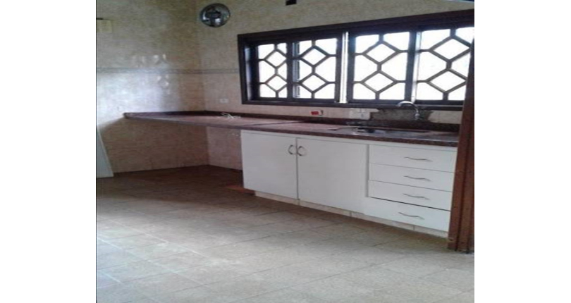 Sobrado à venda Rua Edvard de Vita Godoy, Parque Maria Domitila - Imóveis à Venda