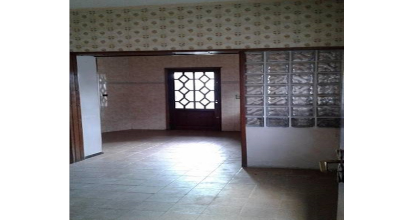 Sobrado à venda Rua Edvard de Vita Godoy, Parque Maria Domitila - Imóveis à Venda