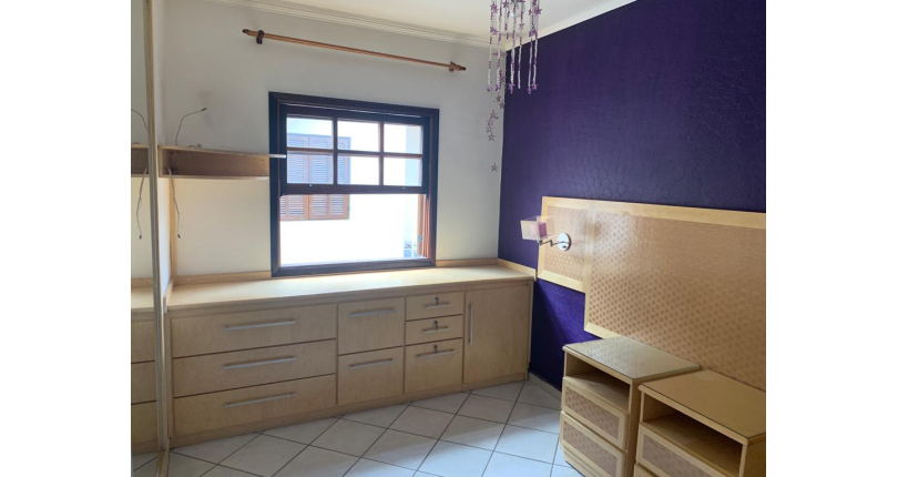 Sobrado à venda Rua João Veloso de Oliveira, Parque São Domingos - Imóveis à Venda