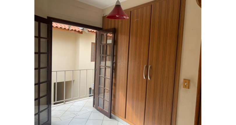 Sobrado à venda Rua João Veloso de Oliveira, Parque São Domingos - Imóveis à Venda