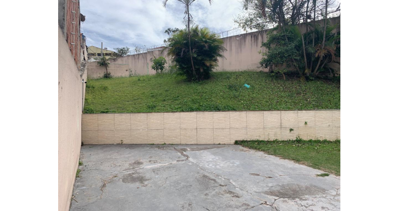 Sobrado à venda Rua João Veloso de Oliveira, Parque São Domingos - Imóveis à Venda