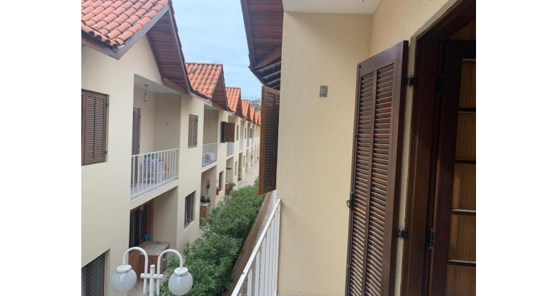 Sobrado à venda Rua João Veloso de Oliveira, Parque São Domingos - Imóveis à Venda