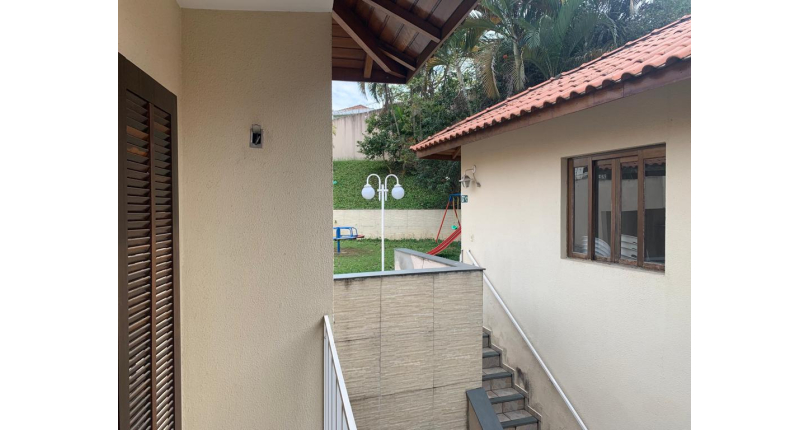 Sobrado à venda Rua João Veloso de Oliveira, Parque São Domingos - Imóveis à Venda