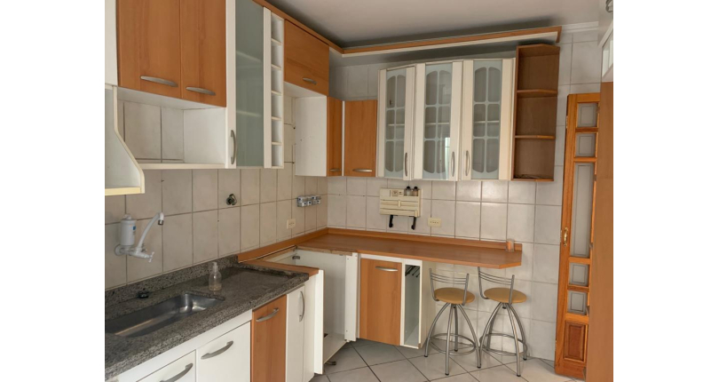 Sobrado à venda Rua João Veloso de Oliveira, Parque São Domingos - Imóveis à Venda