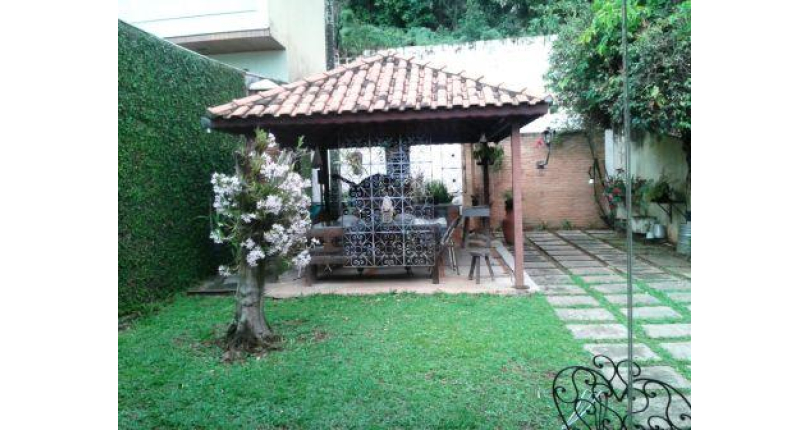 Casa à venda Rua General Alencastro Guimarães, Vila Fiat Lux - Imóveis à Venda