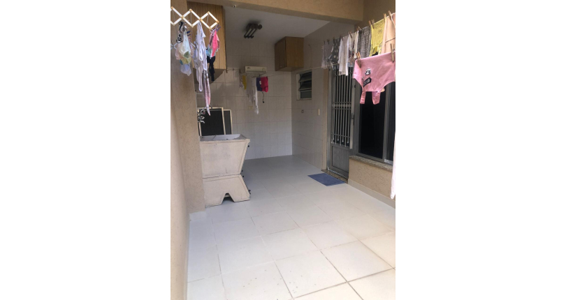 Sobrado à venda Rua Professora Altina Maynardi de Araújo, Parque São Domingos - Imóveis à Venda