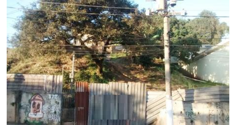 Terreno à venda Rua Joaquim Oliveira Freitas, 372, Vila Mangalot - Imóveis à Venda