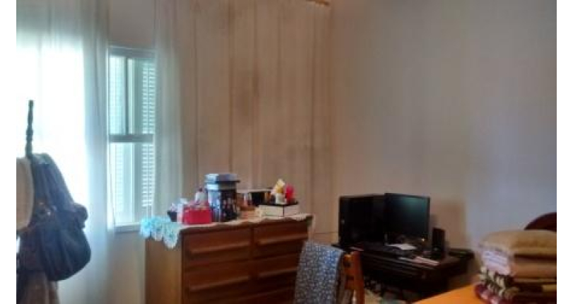 Casa à venda Avenida Mutinga, Jardim Santo Elias - Imóveis à Venda