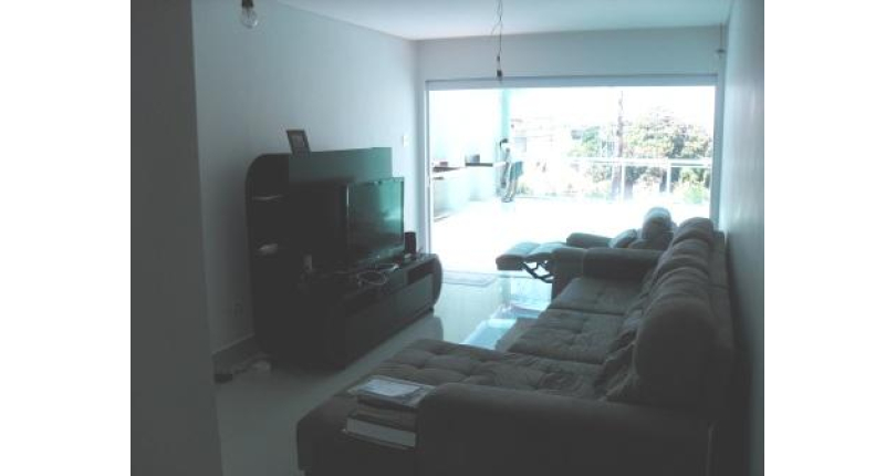 Sobrado à venda Rua José Ataliba Ortiz, Vila Mangalot - Imóveis à Venda