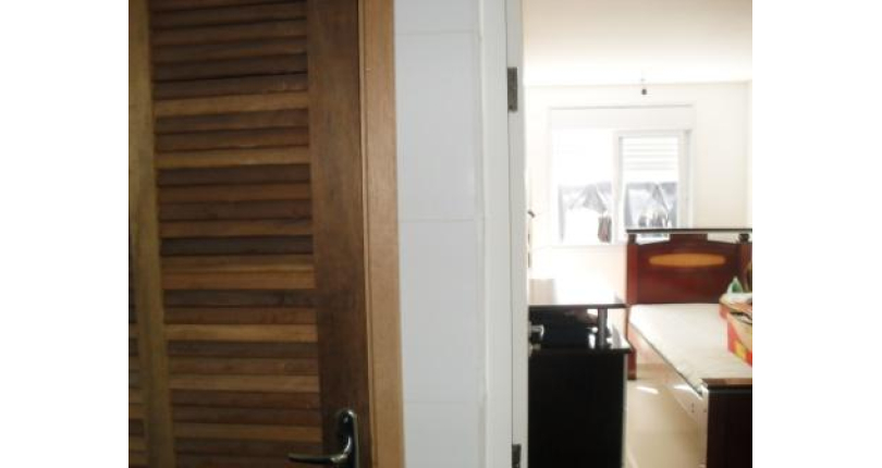 Sobrado à venda Rua José Ataliba Ortiz, Vila Mangalot - Imóveis à Venda