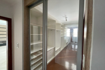 Sobrado Alto Padrão à venda no City América na Rua Emir Nogueira