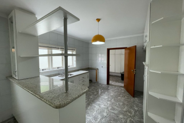 Sobrado Alto Padrão à venda no City América na Rua Emir Nogueira