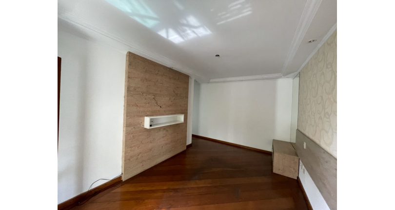 Sobrado Alto Padrão à venda no City América na Rua Emir Nogueira