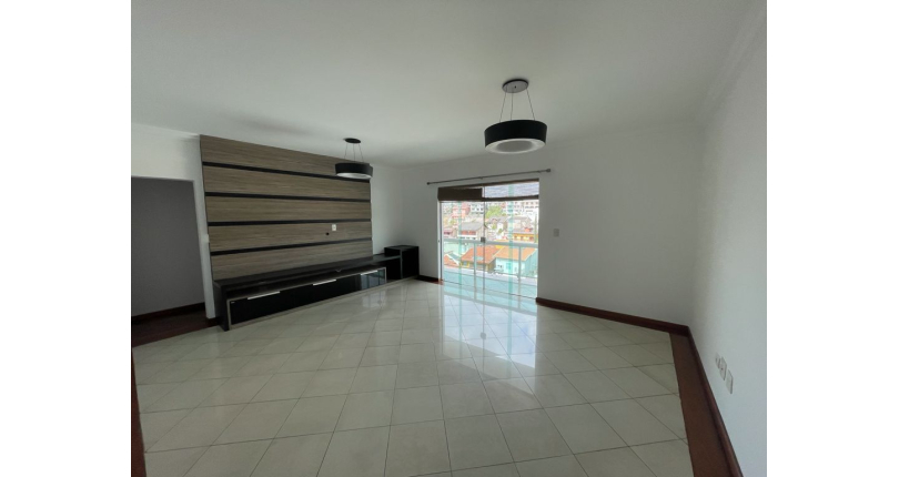 Sobrado Alto Padrão à venda no City América na Rua Emir Nogueira