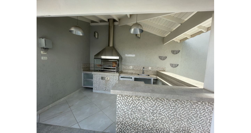 Sobrado Alto Padrão à venda no City América na Rua Emir Nogueira