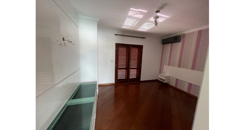 Sobrado Alto Padrão à venda no City América na Rua Emir Nogueira