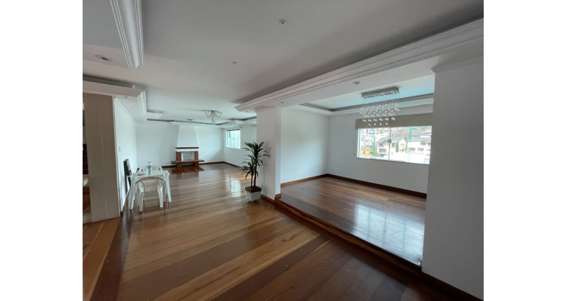 Sobrado Alto Padrão à venda no City América na Rua Emir Nogueira