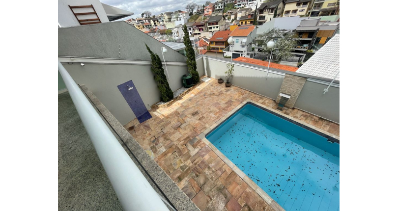 Sobrado Alto Padrão à venda no City América na Rua Emir Nogueira