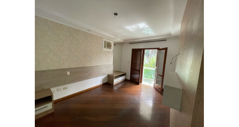 Sobrado Alto Padrão à venda no City América na Rua Emir Nogueira