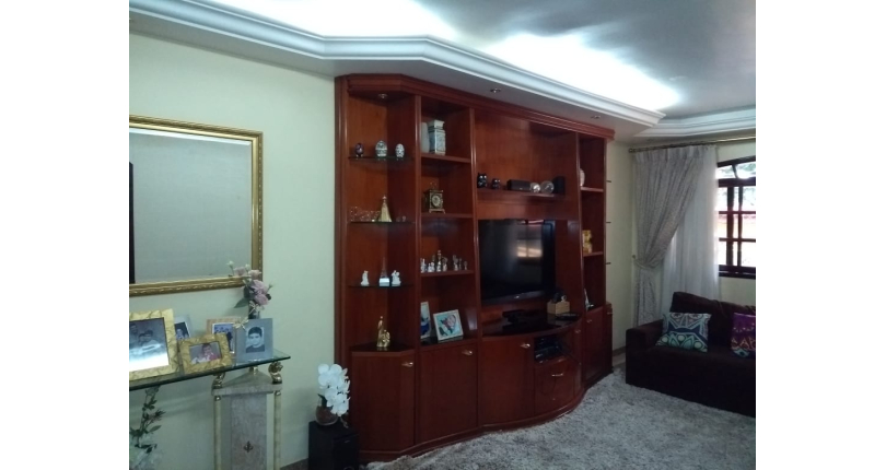 Sobrado à venda no City America na Avenida do Anastácio