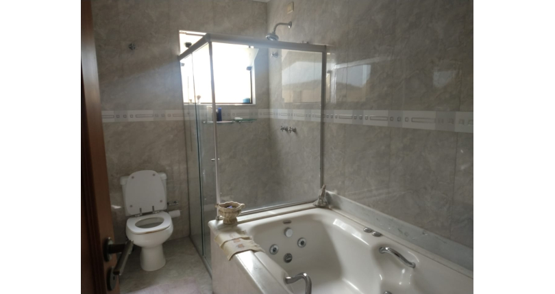 Sobrado à venda Avenida Cardeal Motta, City América - Imóveis à Venda