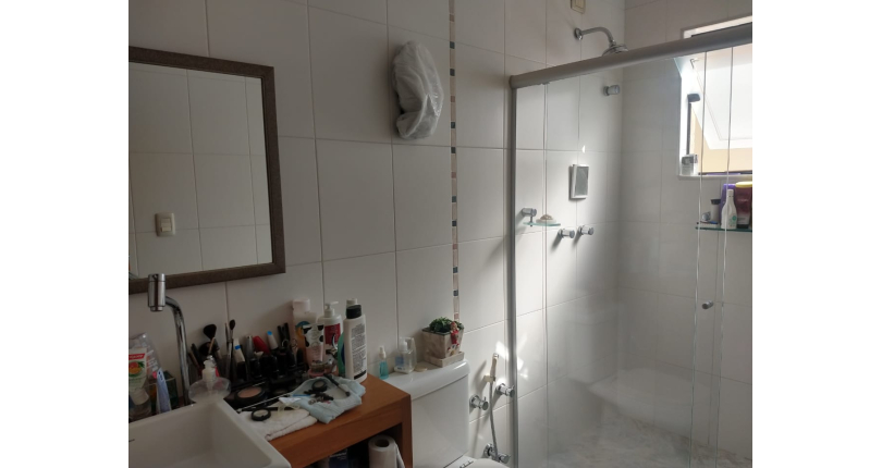 Sobrado à venda Avenida Cardeal Motta, City América - Imóveis à Venda